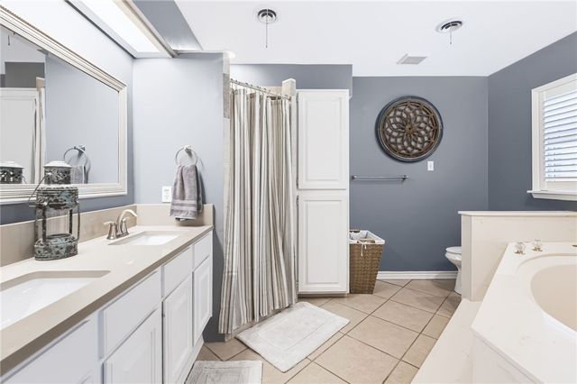633 Moray Pl, Corpus Christi, TX 78411