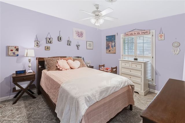 633 Moray Pl, Corpus Christi, TX 78411