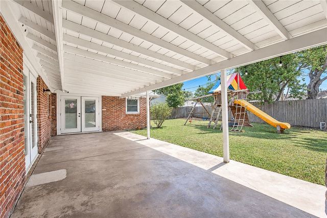 633 Moray Pl, Corpus Christi, TX 78411