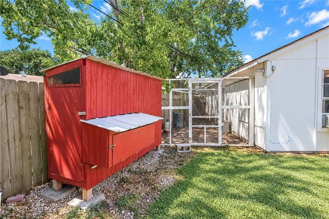 633 Moray Pl, Corpus Christi, TX 78411