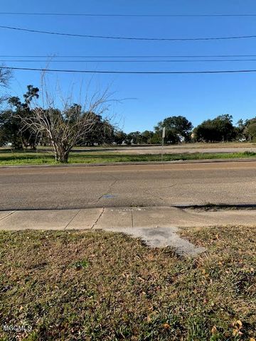 442 Howard Avenue, Biloxi, MS 39530