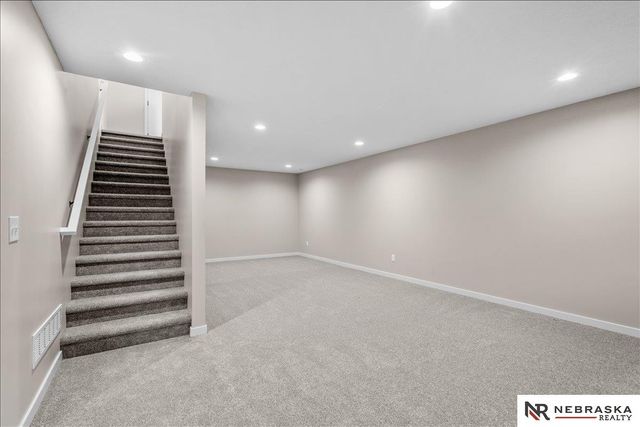 9620 S 87th Street, Lincoln, NE 68526