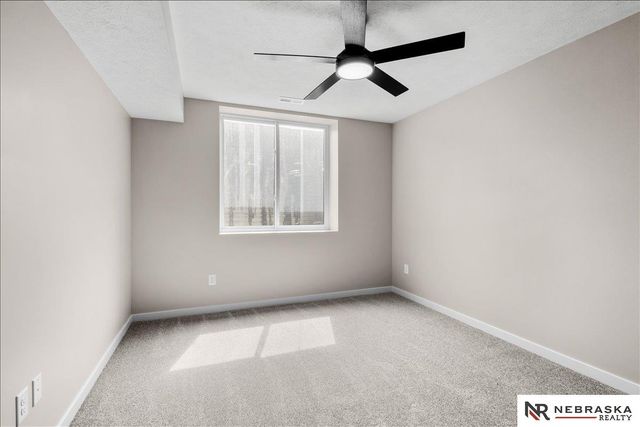 9620 S 87th Street, Lincoln, NE 68526