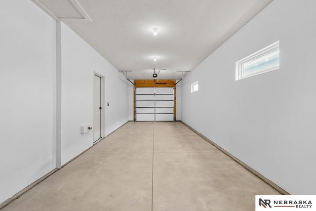9620 S 87th Street, Lincoln, NE 68526