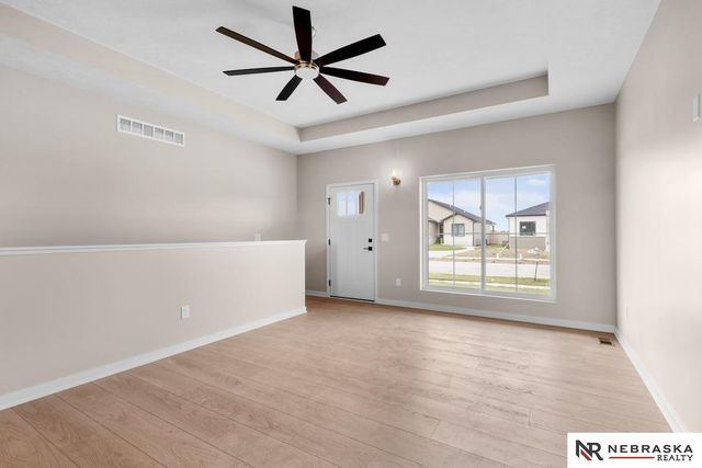 9620 S 87th Street, Lincoln, NE 68526