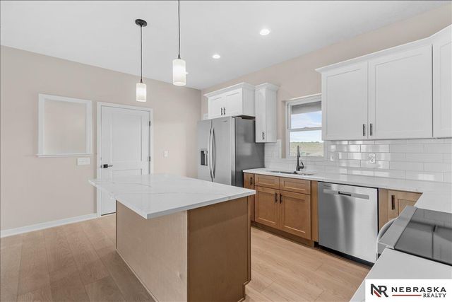 9620 S 87th Street, Lincoln, NE 68526