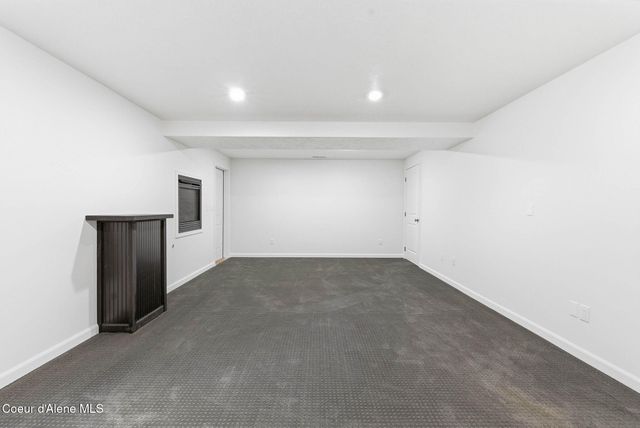 5821 N Del Rey Dr, Otis Orchards, WA 99027