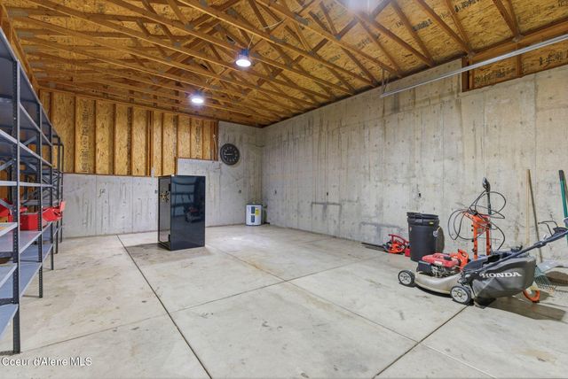 5821 N Del Rey Dr, Otis Orchards, WA 99027