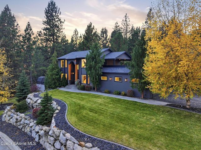 5821 N Del Rey Dr, Otis Orchards, WA 99027