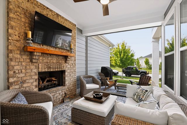 15508 Edenvale Drive, Westfield, IN 46074