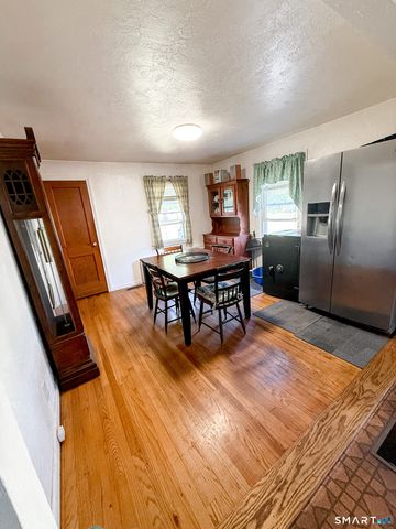 79 Adams Street South, Manchester, CT 06040