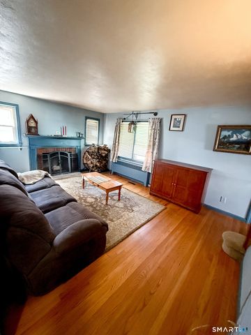79 Adams Street South, Manchester, CT 06040