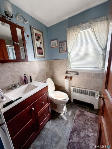 79 Adams Street South, Manchester, CT 06040