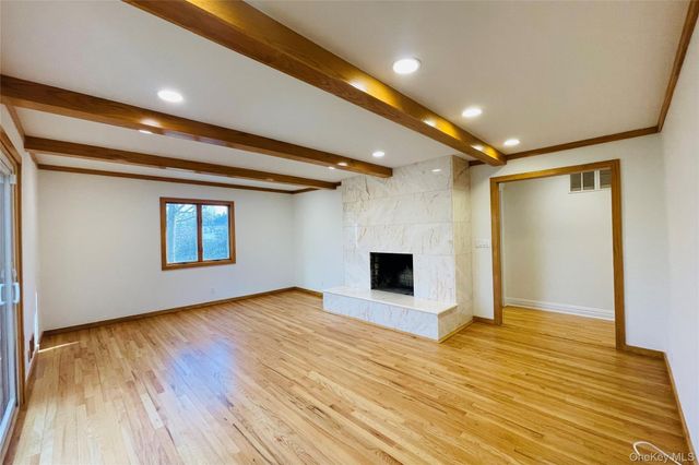 164 Rock Creek Lane, Scarsdale, NY 10583