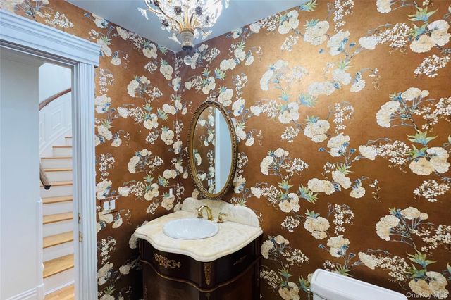 164 Rock Creek Lane, Scarsdale, NY 10583