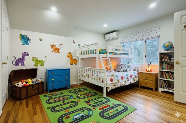 164 Rock Creek Lane, Scarsdale, NY 10583