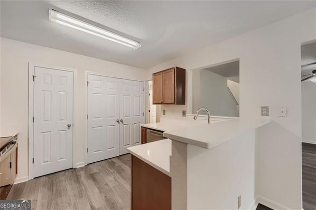 4651 Ravenwood Loop, Union City, GA 30291