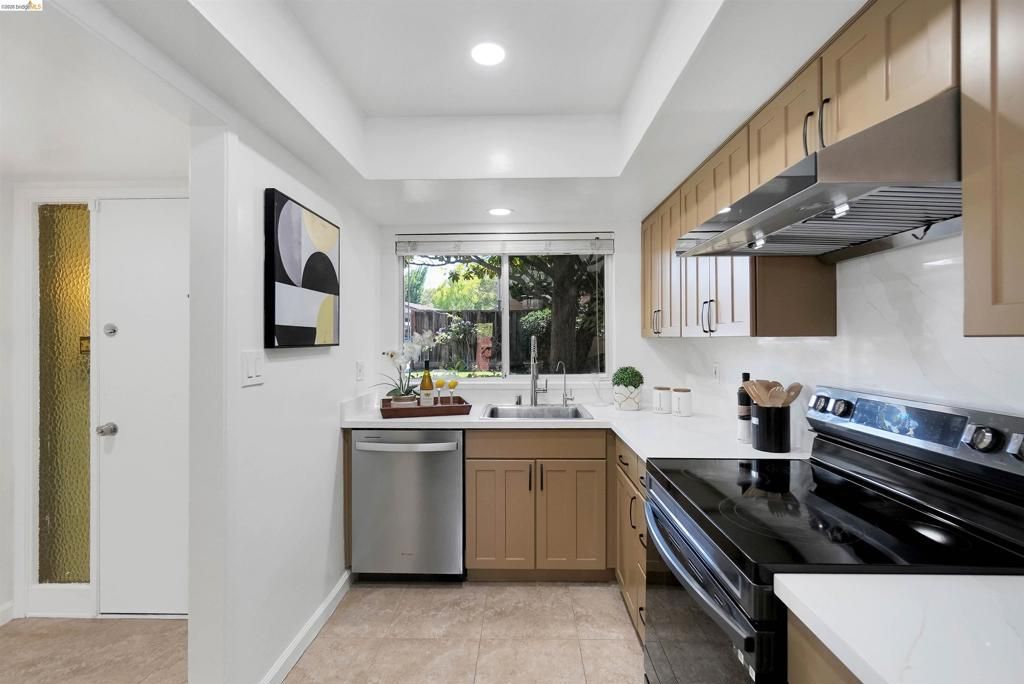 Image 16 of property listing at 1909 Landess Ave, Milpitas, CA 95035