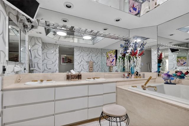 4000 Island Blvd 2602, Aventura, FL 33160