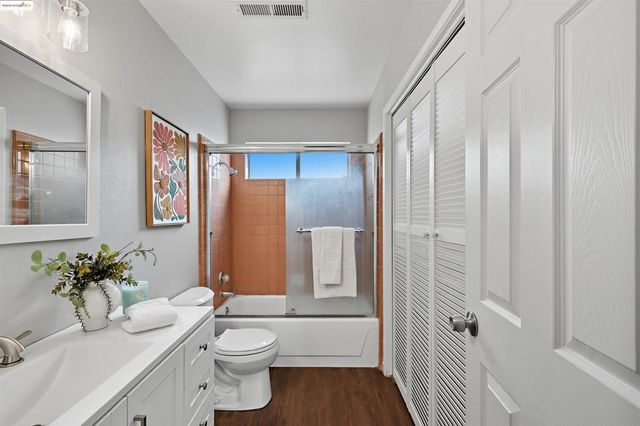 1664 NW Bear Creek, Merced, CA 92548