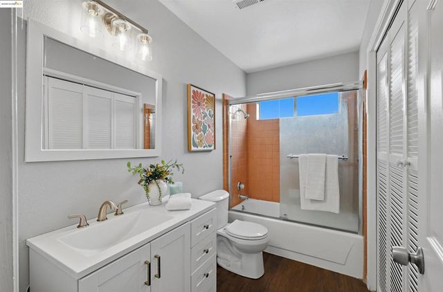 1664 NW Bear Creek, Merced, CA 92548