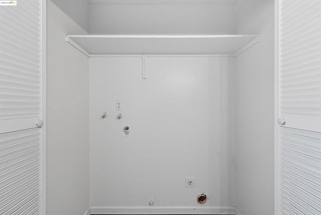 1664 NW Bear Creek, Merced, CA 92548