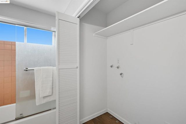 1664 NW Bear Creek, Merced, CA 92548