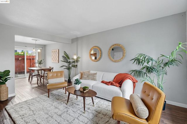 1664 NW Bear Creek, Merced, CA 92548