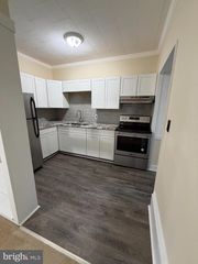 36 S CAMERON ST #2, Winchester, VA 22601
