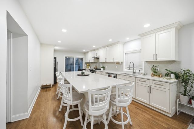 48 W Cedar St, Livingston Twp., NJ 07039