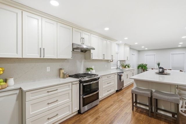 48 W Cedar St, Livingston Twp., NJ 07039
