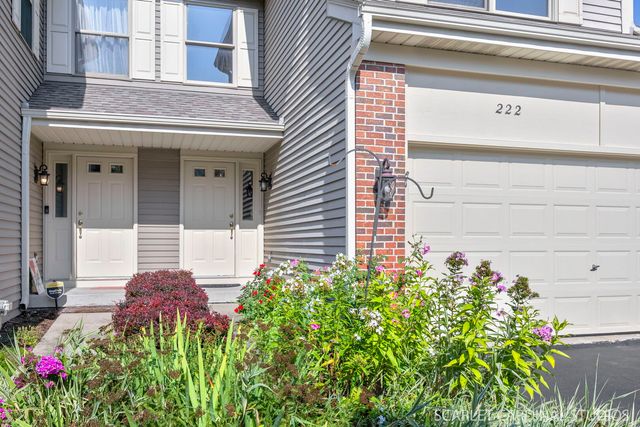 222 Woodboro Drive, West Chicago, IL 60185