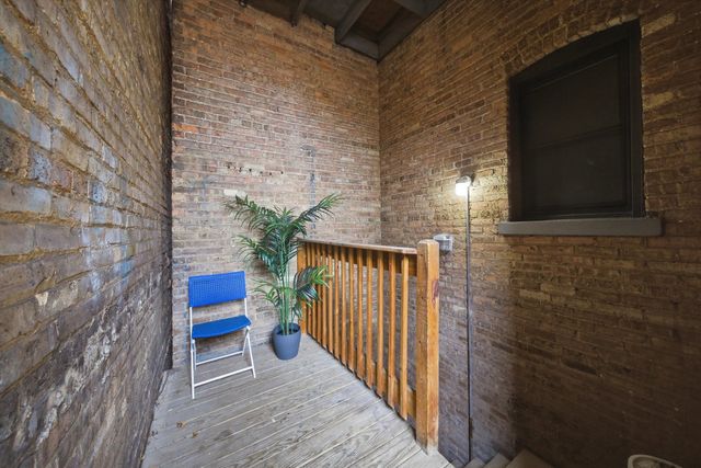 7633 N Greenview Avenue 3W, Chicago, IL 60626