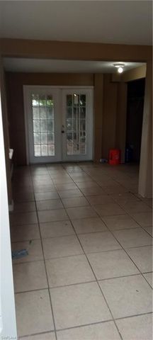 2929 7th ST SW, Lehigh Acres, FL 33976