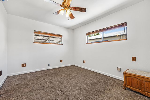 1137 Post St, Alameda, CA 94501