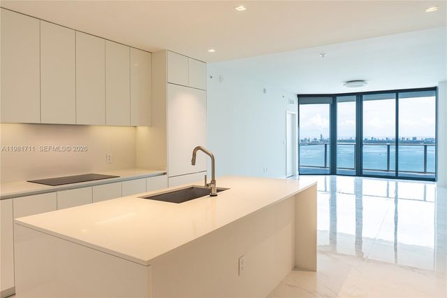 700 NE 24th st 3603, Miami, FL 33137