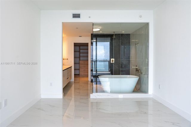 700 NE 24th st 3603, Miami, FL 33137