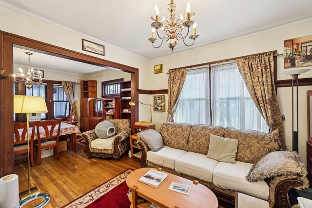 1136 Maryland Avenue E, Saint Paul, MN 55106