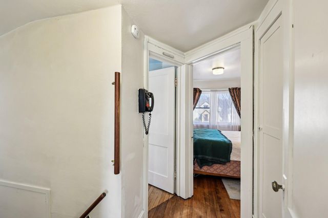 1136 Maryland Avenue E, Saint Paul, MN 55106