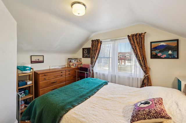 1136 Maryland Avenue E, Saint Paul, MN 55106