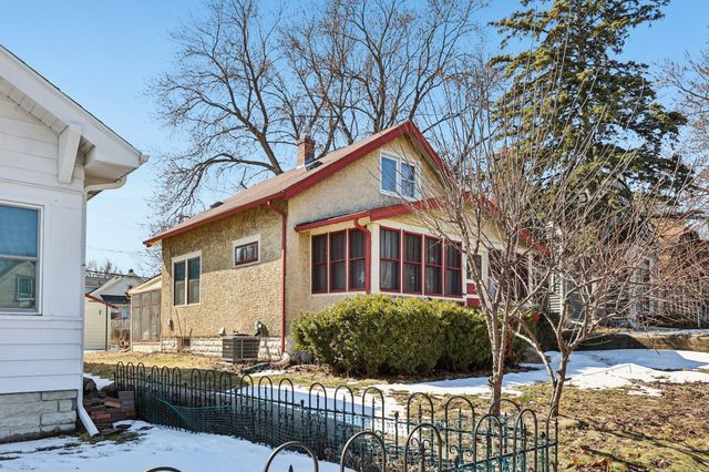 1136 Maryland Avenue E, Saint Paul, MN 55106