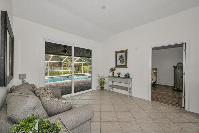 12038 STONE CROSSING CIRCLE, Tampa, FL 33635