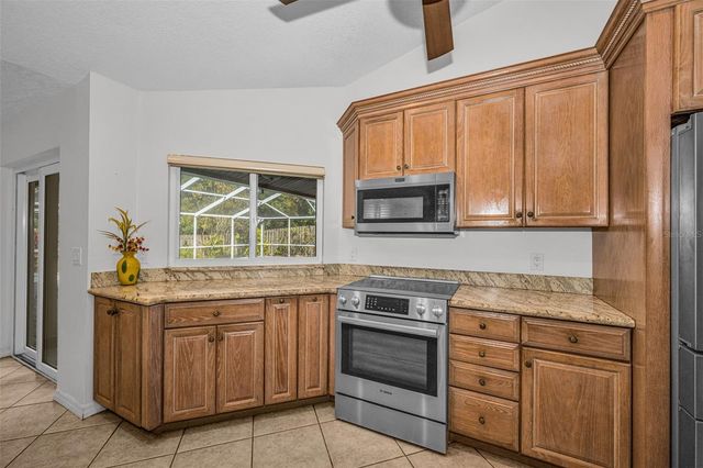 12038 STONE CROSSING CIRCLE, Tampa, FL 33635