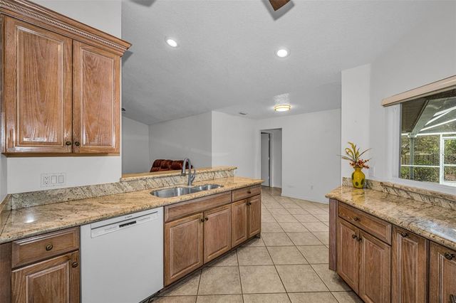 12038 STONE CROSSING CIRCLE, Tampa, FL 33635