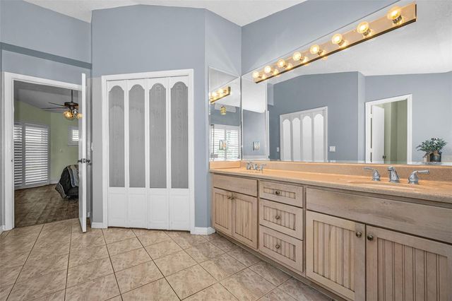 12038 STONE CROSSING CIRCLE, Tampa, FL 33635