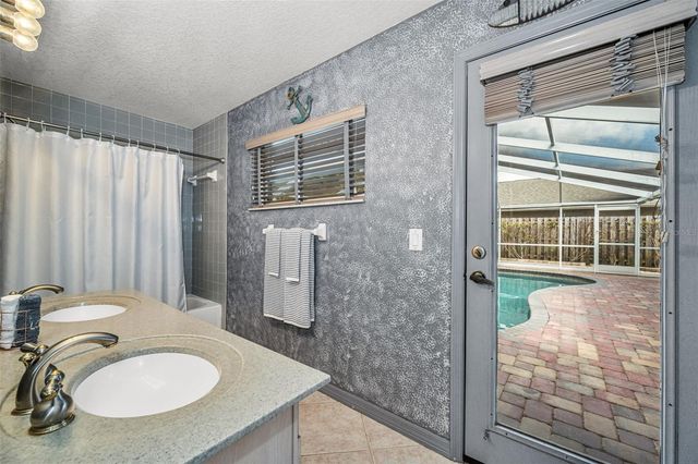 12038 STONE CROSSING CIRCLE, Tampa, FL 33635