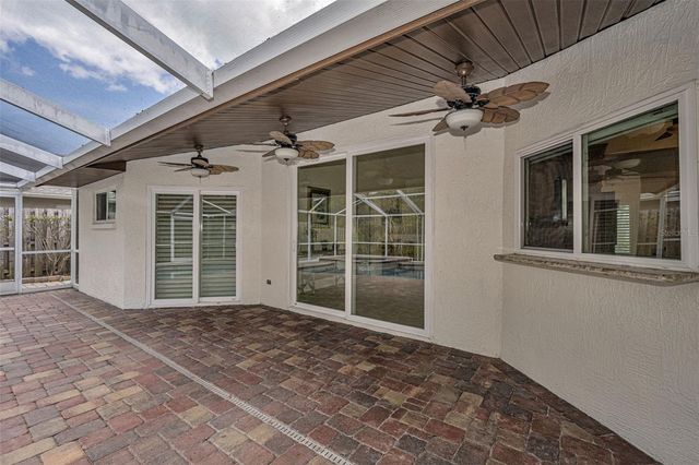 12038 STONE CROSSING CIRCLE, Tampa, FL 33635