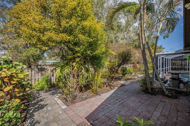 12038 STONE CROSSING CIRCLE, Tampa, FL 33635