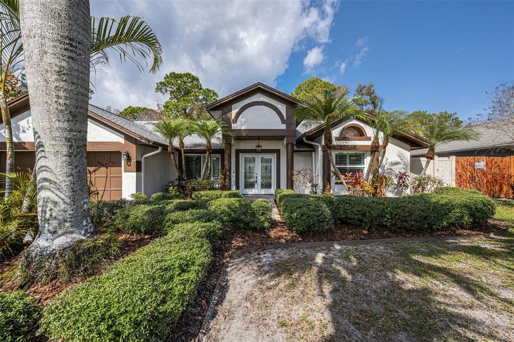 Image 12 of property listing at 12038 STONE CROSSING CIRCLE, Tampa, FL 33635