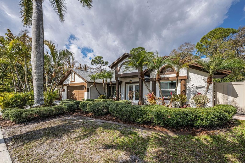 Image 14 of property listing at 12038 STONE CROSSING CIRCLE, Tampa, FL 33635